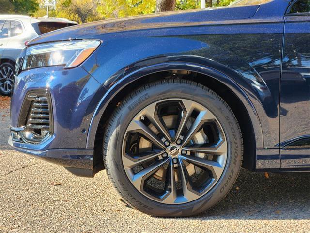 new 2025 Audi Q7 car, priced at $73,395