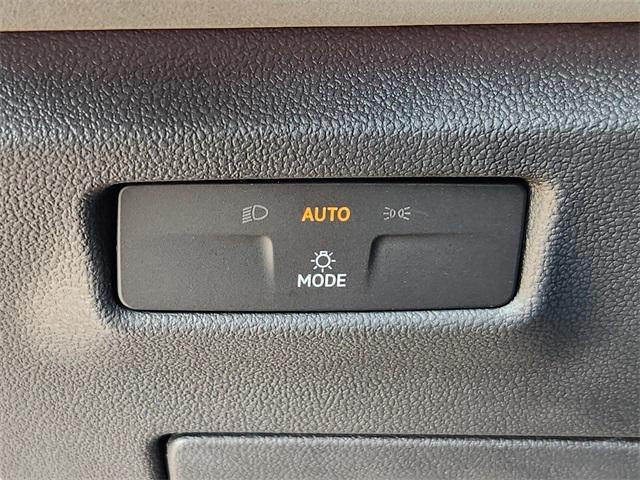 new 2025 Volkswagen Tiguan car, priced at $34,793