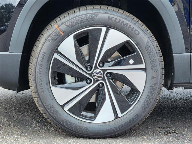 new 2025 Volkswagen Taos car, priced at $28,421