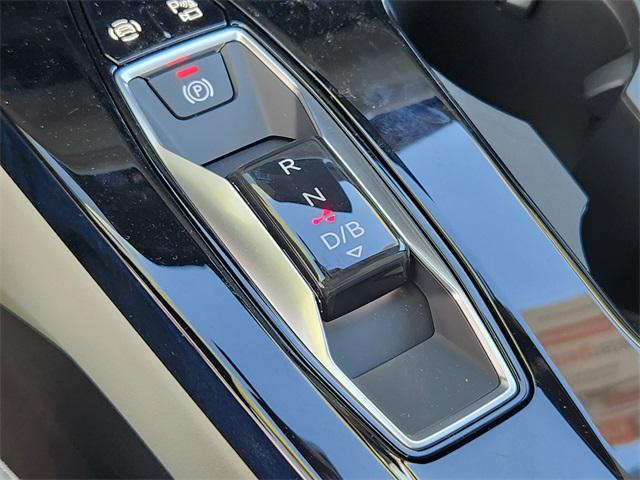 new 2025 Audi Q6 e-tron car, priced at $76,450