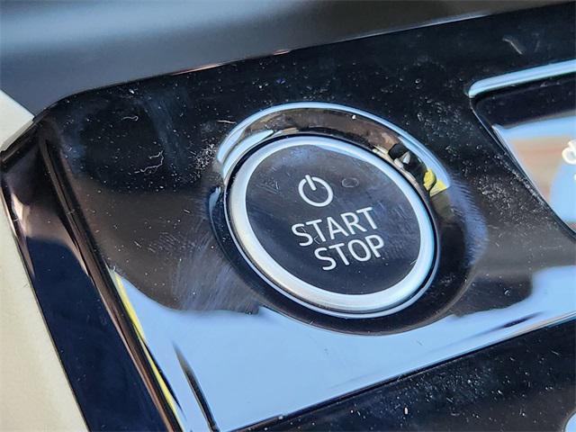 new 2025 Audi Q6 e-tron car, priced at $76,450