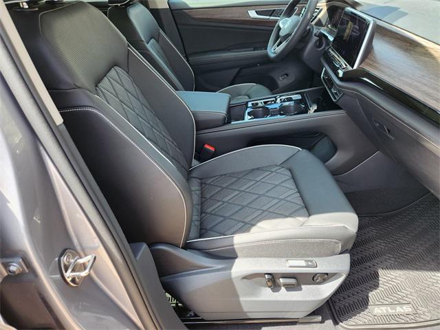 new 2025 Volkswagen Atlas car, priced at $51,509