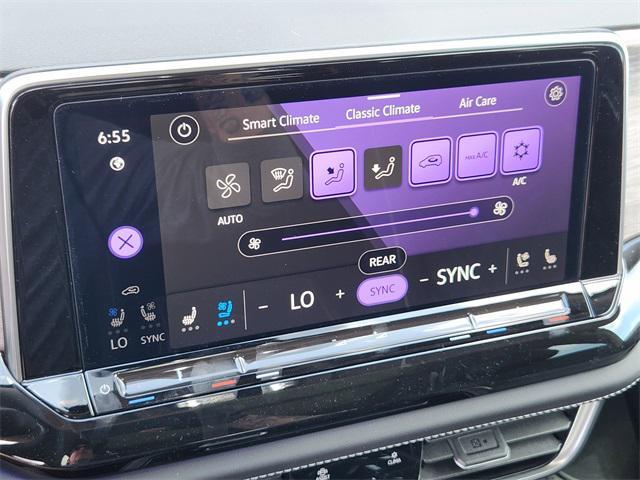 new 2025 Volkswagen Atlas car, priced at $51,509