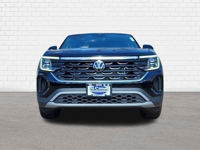 new 2024 Volkswagen Atlas Cross Sport car, priced at $43,198