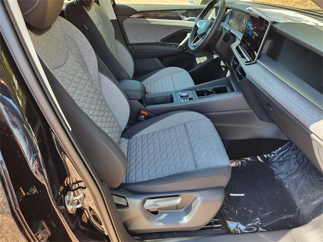 new 2025 Volkswagen Tiguan car, priced at $31,037