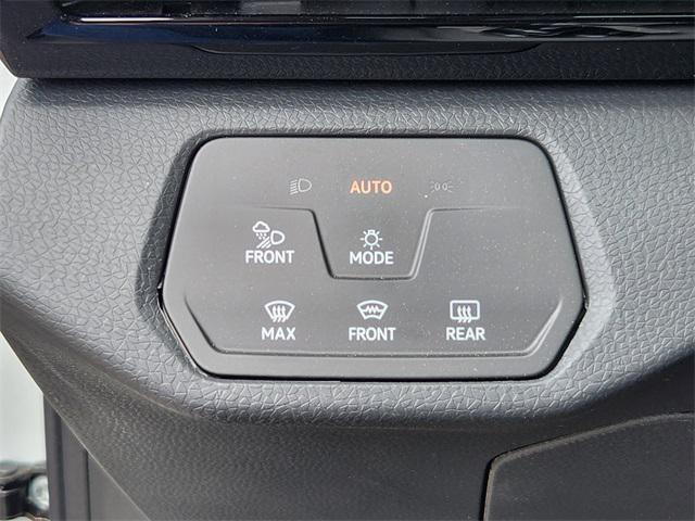 new 2025 Volkswagen ID.4 car, priced at $48,814