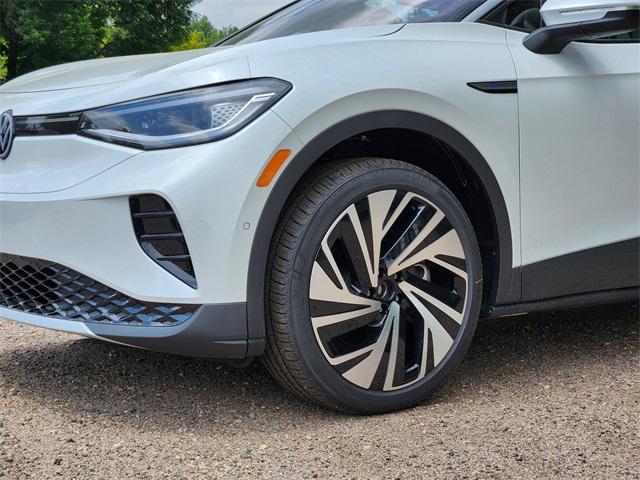 new 2025 Volkswagen ID.4 car, priced at $48,814