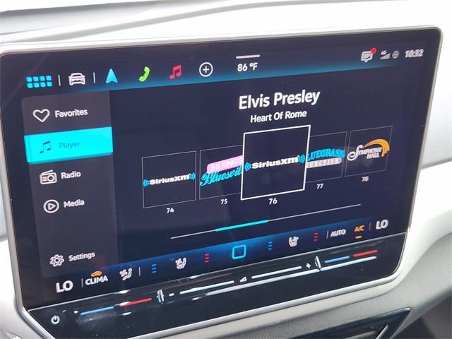 new 2025 Volkswagen ID.4 car, priced at $46,432