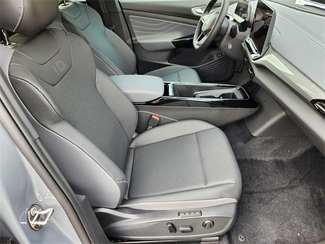 new 2025 Volkswagen ID.4 car, priced at $46,432