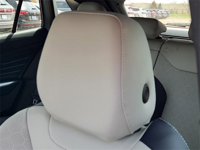 new 2025 Volkswagen ID.4 car, priced at $52,029