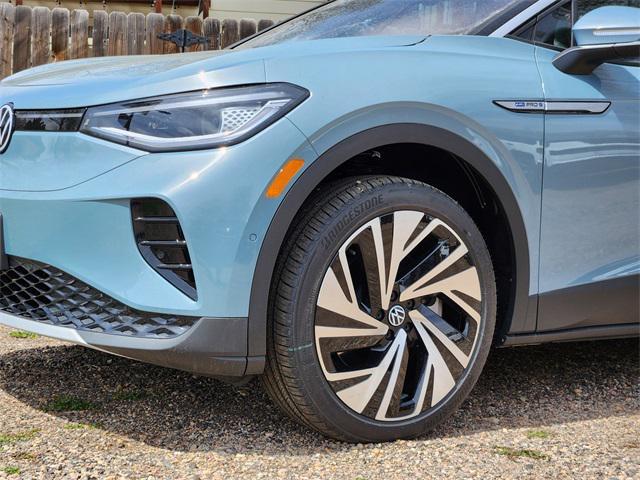 new 2025 Volkswagen ID.4 car, priced at $52,811
