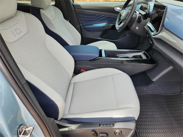 new 2025 Volkswagen ID.4 car, priced at $52,811