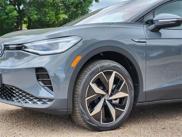 new 2025 Volkswagen ID.4 car, priced at $47,432