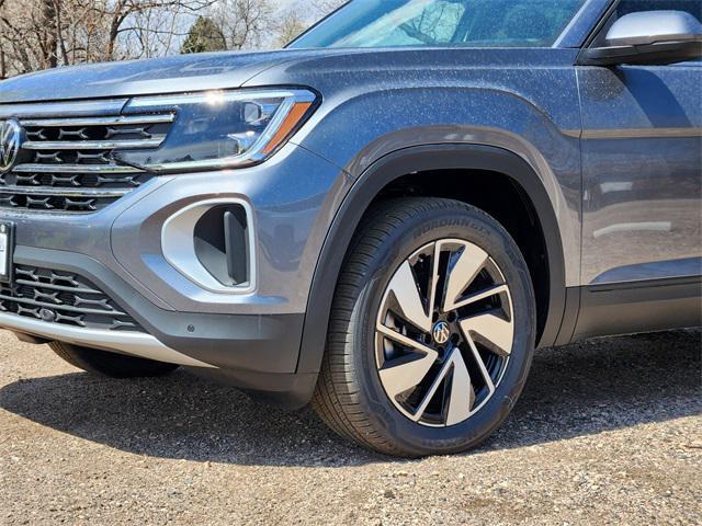 new 2025 Volkswagen Atlas car, priced at $43,638