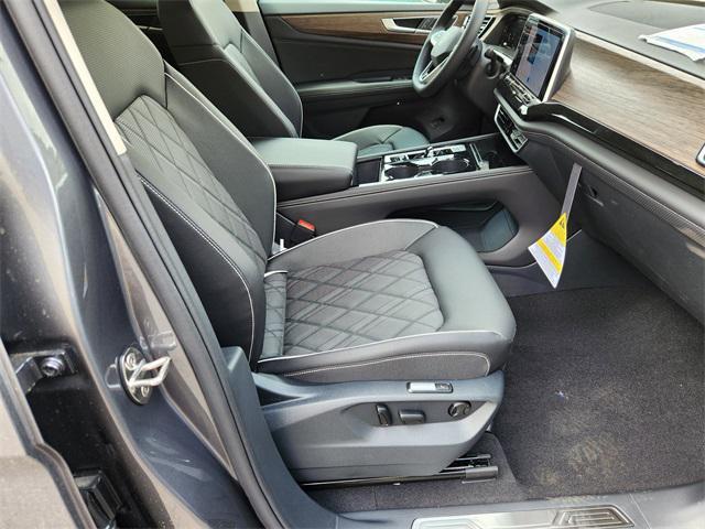 new 2025 Volkswagen Atlas car, priced at $51,931