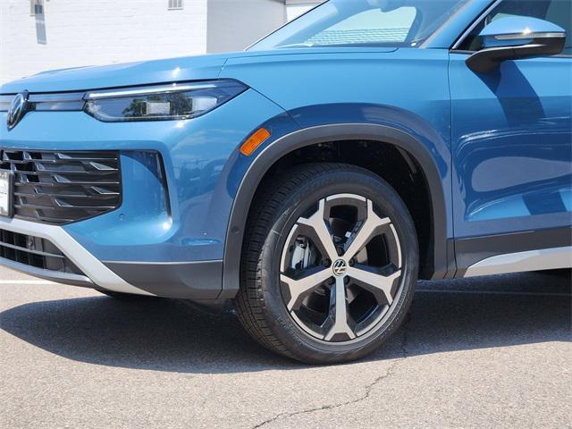 new 2025 Volkswagen Tiguan car, priced at $37,015