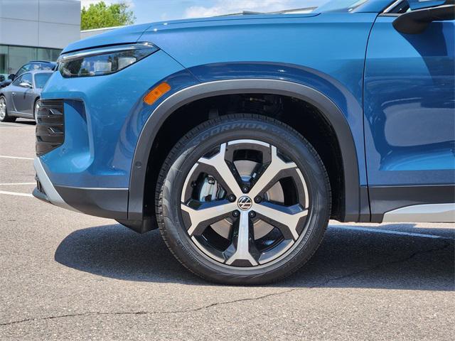 new 2025 Volkswagen Tiguan car, priced at $35,717