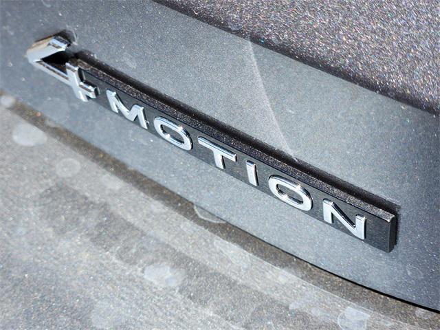 new 2025 Volkswagen Tiguan car, priced at $33,964