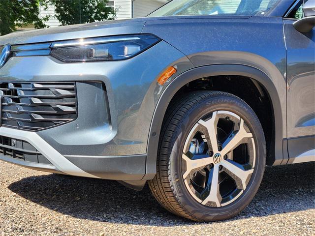 new 2025 Volkswagen Tiguan car, priced at $33,964