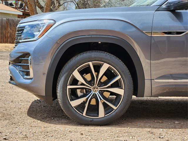 new 2025 Volkswagen Atlas car, priced at $51,138