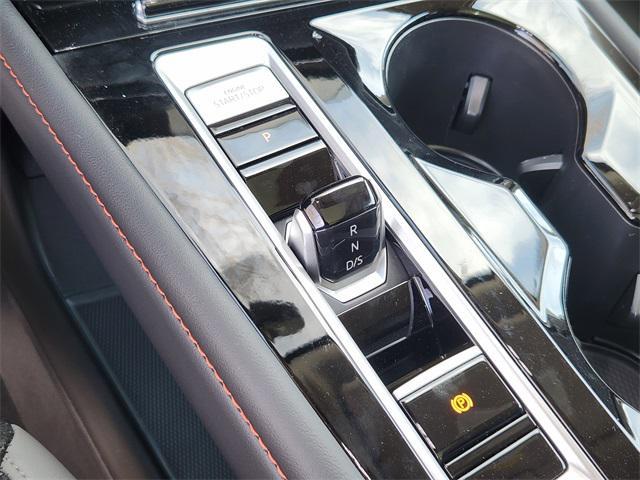 new 2025 Volkswagen Atlas car, priced at $45,404