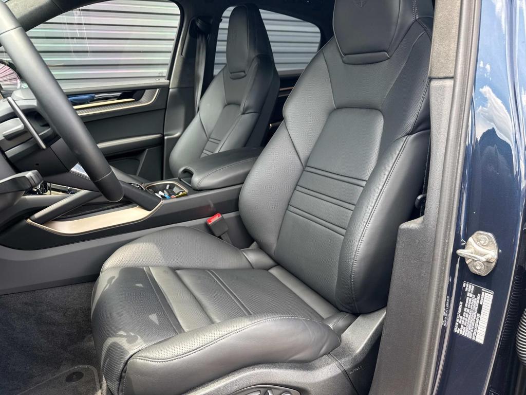 used 2025 Porsche Cayenne car, priced at $212,990