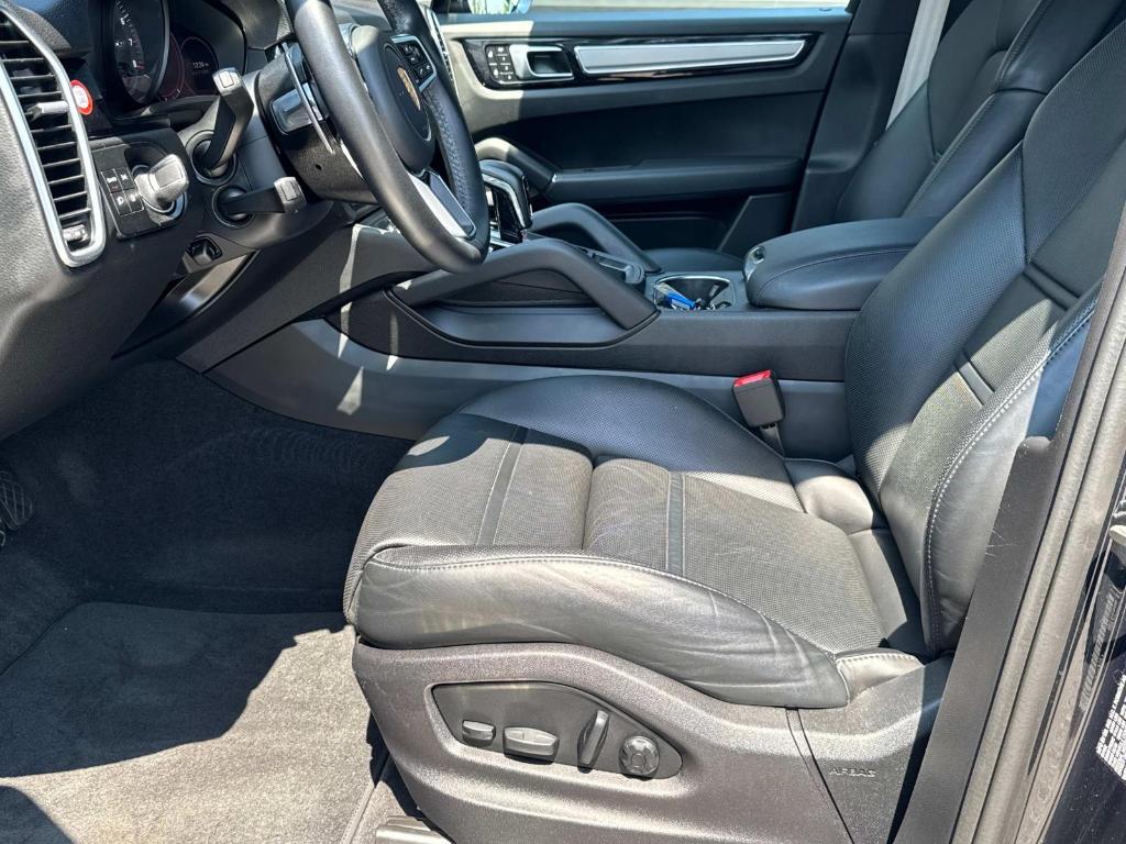 used 2023 Porsche Cayenne car, priced at $61,990