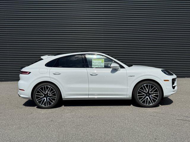 new 2025 Porsche Cayenne car, priced at $192,425