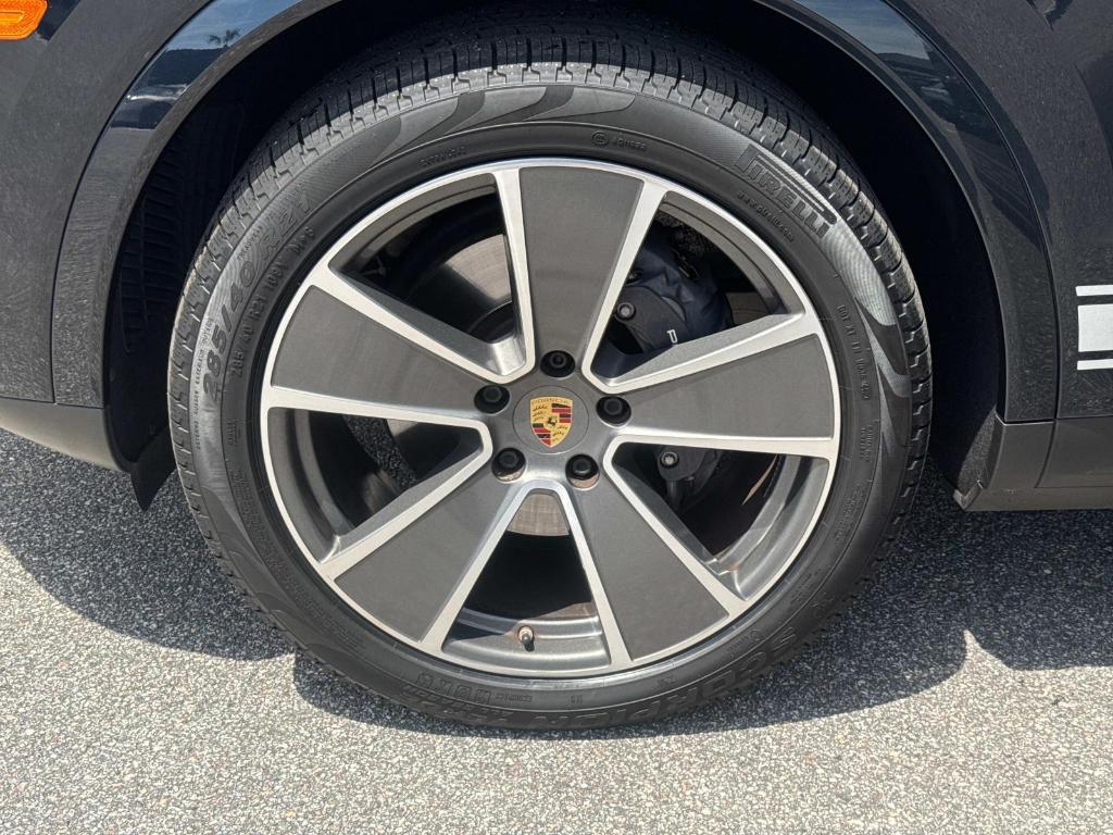 used 2022 Porsche Cayenne E-Hybrid Coupe car, priced at $72,990