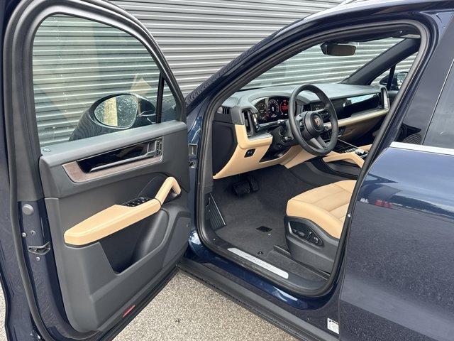 new 2025 Porsche Cayenne car, priced at $110,475