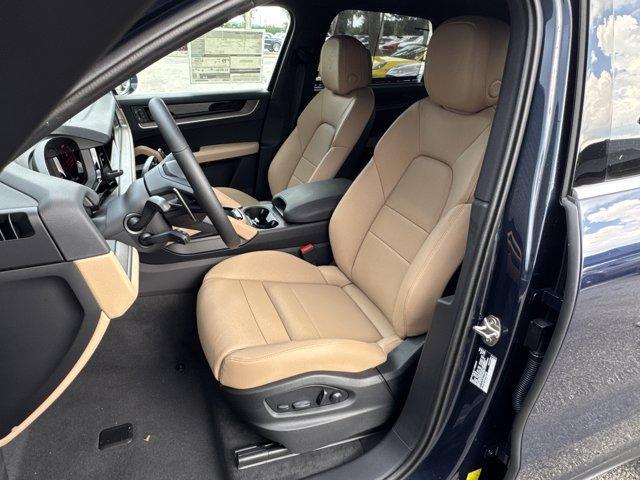 new 2025 Porsche Cayenne car, priced at $110,475
