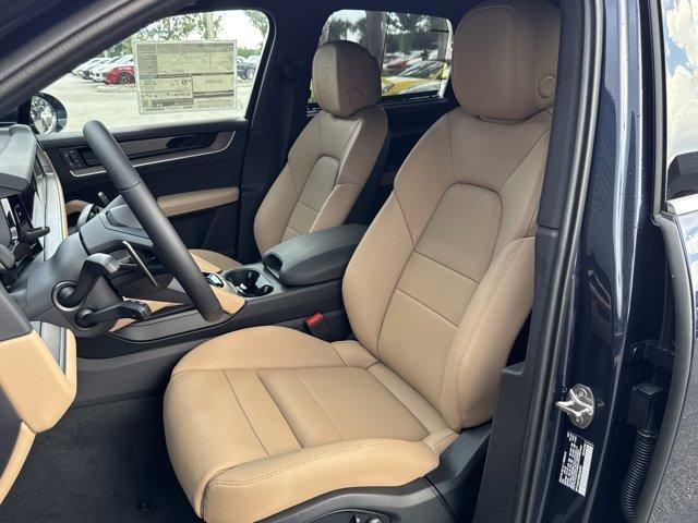 new 2025 Porsche Cayenne car, priced at $110,475