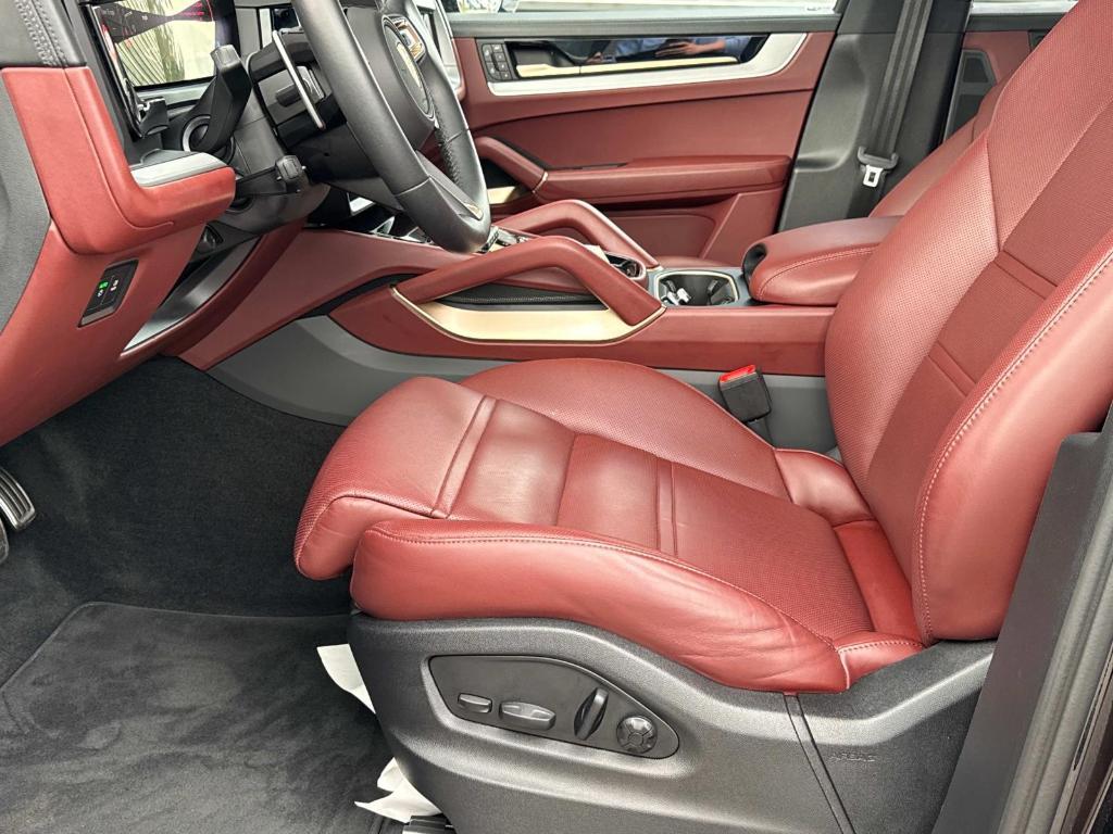 used 2024 Porsche Cayenne car, priced at $99,999