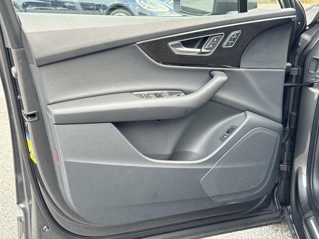 used 2025 Audi Q7 car, priced at $56,990