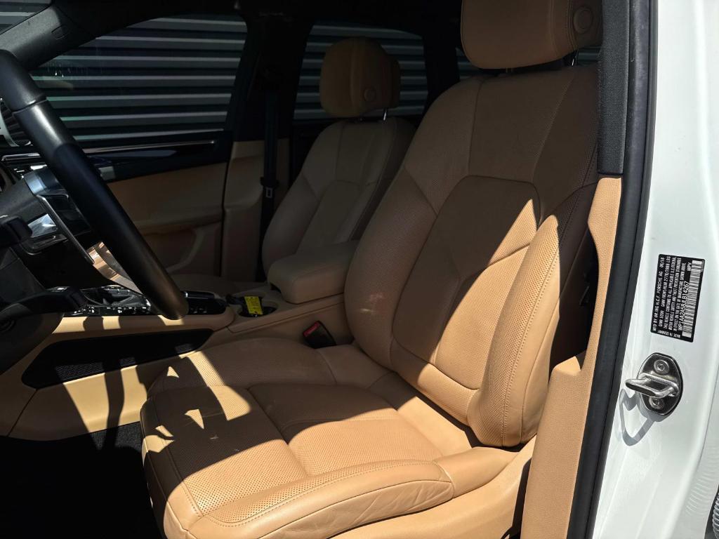 used 2018 Porsche Macan car, priced at $29,990