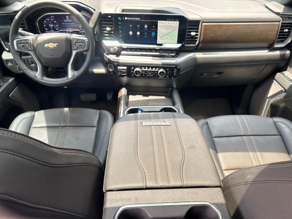 used 2025 Chevrolet Silverado 3500 car, priced at $85,990