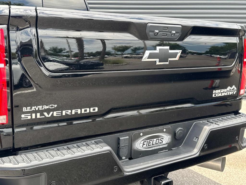 used 2025 Chevrolet Silverado 3500 car, priced at $85,990