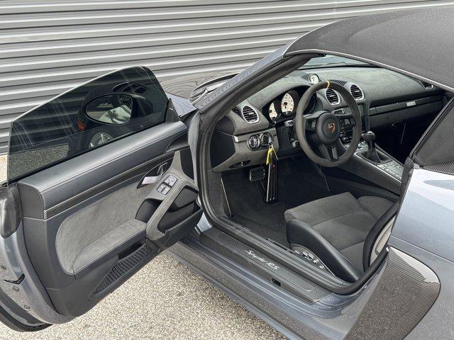 used 2025 Porsche 718 Spyder car, priced at $214,990