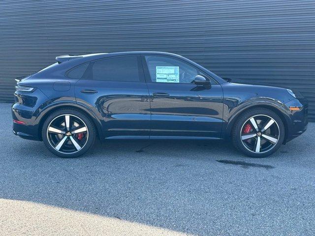new 2025 Porsche Cayenne car, priced at $155,685