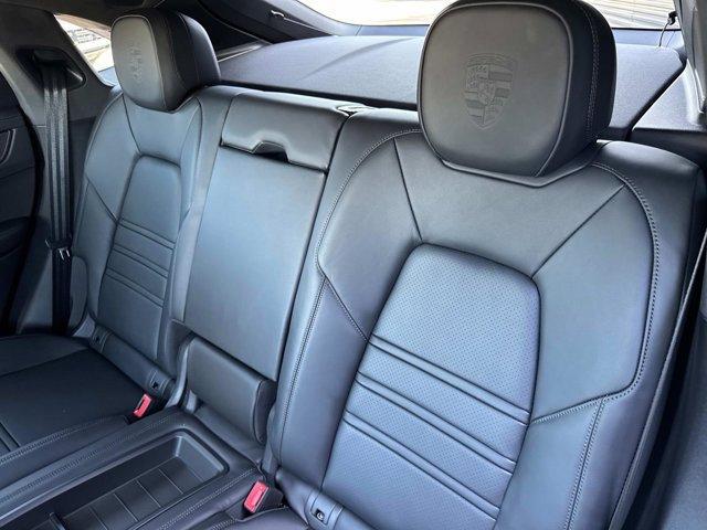 new 2025 Porsche Cayenne car, priced at $155,685