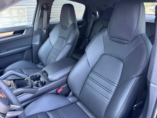 new 2025 Porsche Cayenne car, priced at $155,685
