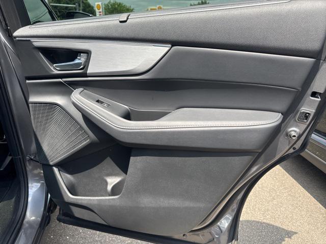 used 2023 Acura MDX car, priced at $39,900