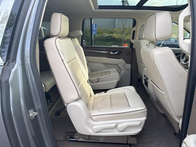 used 2022 GMC Yukon XL car, priced at $55,500