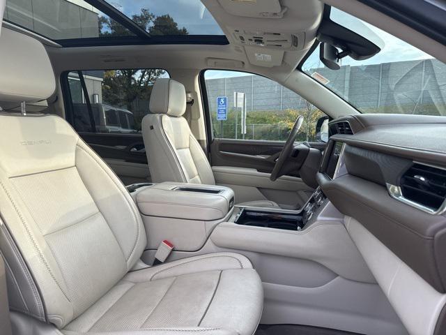 used 2022 GMC Yukon XL car, priced at $55,500