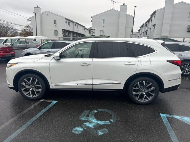 used 2022 Acura MDX car, priced at $39,900