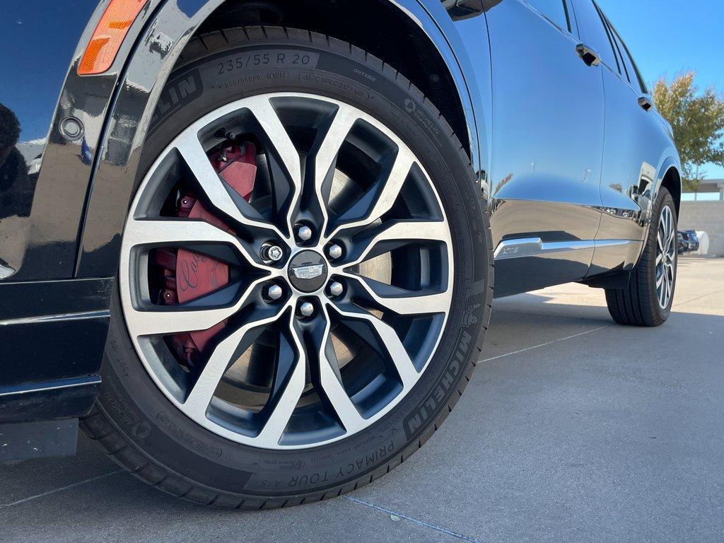 used 2024 Cadillac XT6 car, priced at $45,696