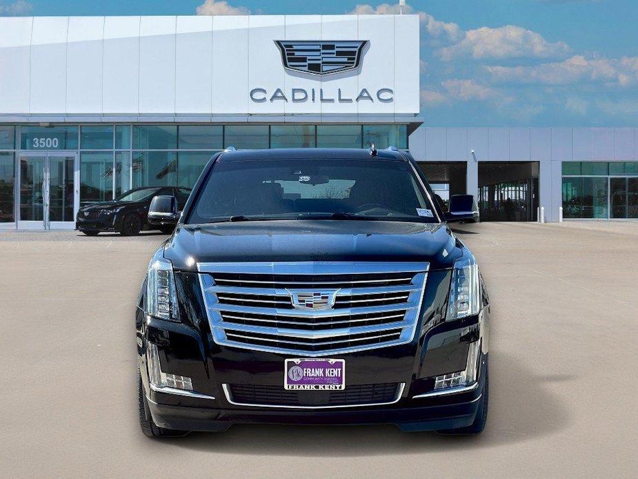 used 2020 Cadillac Escalade ESV car, priced at $37,994