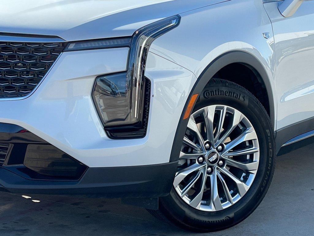 used 2024 Cadillac XT4 car, priced at $41,896