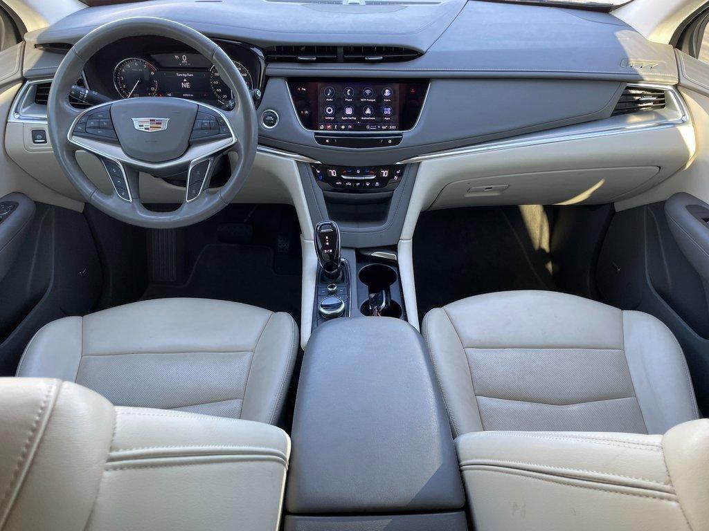 used 2022 Cadillac XT5 car, priced at $31,696