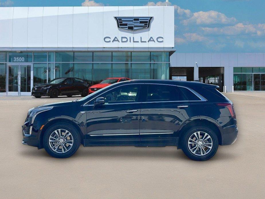 used 2022 Cadillac XT5 car, priced at $32,696